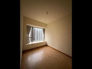 Sai Ying Pun - Island Crest 13