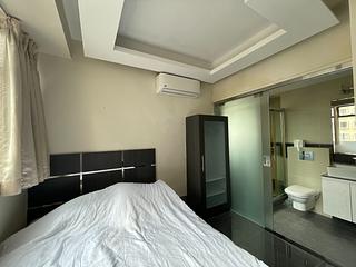 Mid Levels Central - Roc Ye Court 06