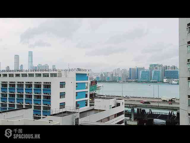 北角 - 庄士维港轩 01
