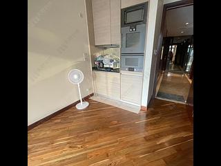 Wan Chai - The Avenue Phase 2 Block 3 03