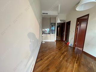 Wan Chai - The Avenue Phase 2 Block 3 04