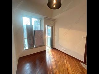 Wan Chai - The Avenue Phase 2 Block 3 06