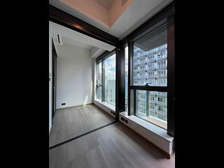 Sai Ying Pun - Two・Artlane 04