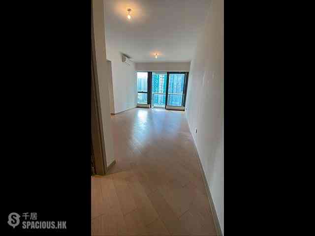 Wong Chuk Hang - The Southside Phase 1 Southland Tower 2B 01
