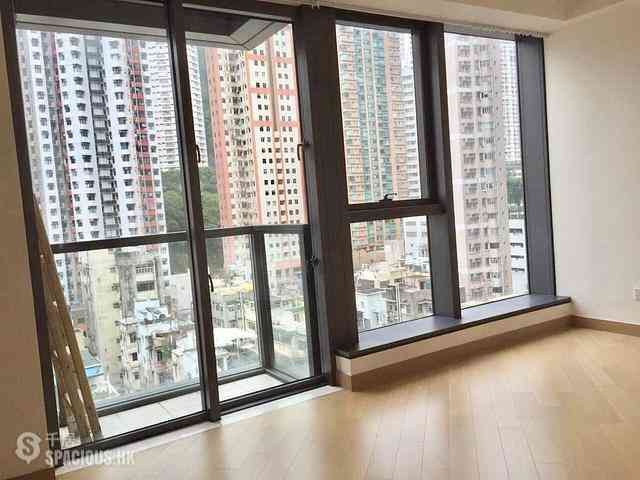 Tai Hang - Warrenwoods 01