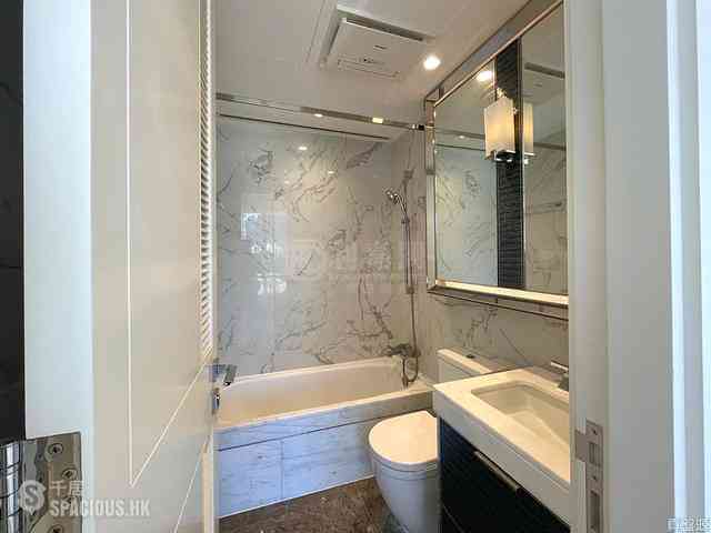 Tseung Kwan O - Monterey Block 6B 04