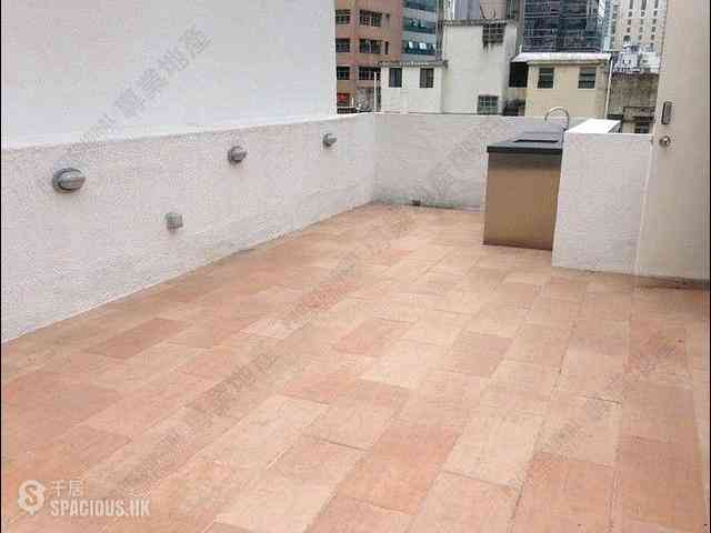 Soho - 19-21, Staunton Street 01