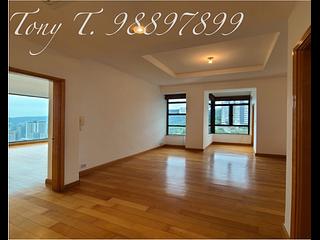 Mid Levels Central - Fairlane Tower 05