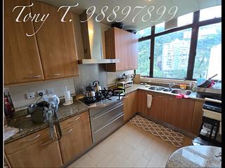 Mid Levels Central - Fairlane Tower 18