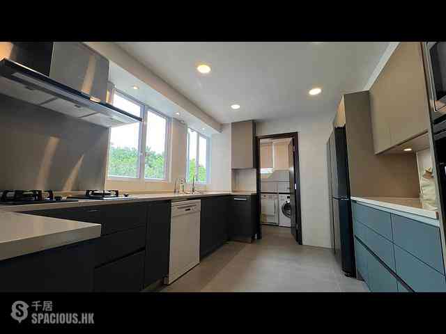 Chung Hom Kok - Hillgrove Block A 11
