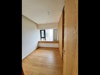 Mid Levels Central - Tavistock II 04