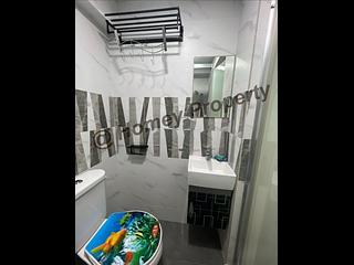 Kennedy Town - New Fortune House Block A 07