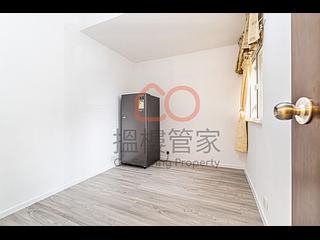 Mid Levels Central - On Fung Building 05