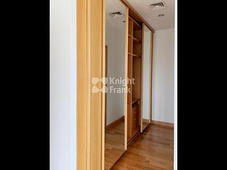 Mid Levels Central - Fairlane Tower 09