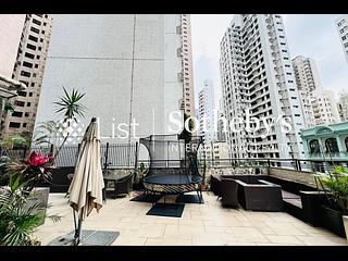 Sai Ying Pun - Golden Phoenix Court 02