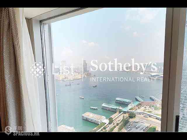 Central - Four Seasons Place 01