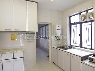 Stubbs Road - Evergreen Villa 08