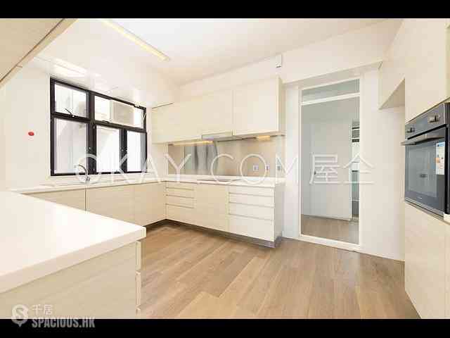 Pok Fu Lam - Pine Court 10