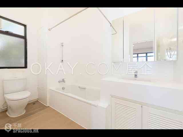 Pok Fu Lam - Pine Court 14