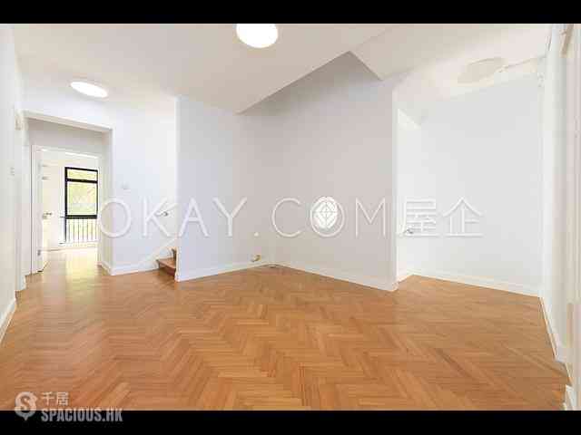 Pok Fu Lam - Pine Court 18