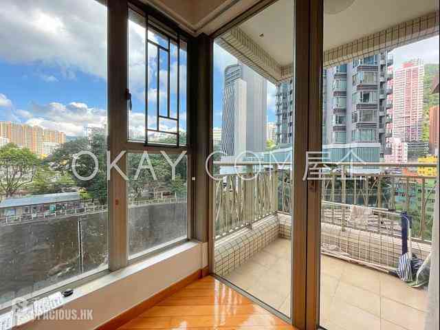 Wan Chai - The Zenith 01