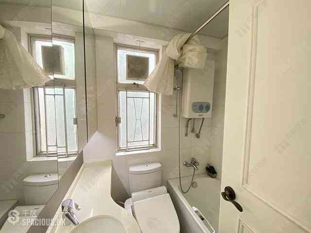 Wan Chai - Newman House 08