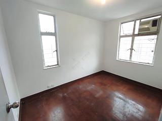 Pok Fu Lam - Chi Fu Fa Yuen Phase 1 Fu Ho Yuen (Block H5) 02