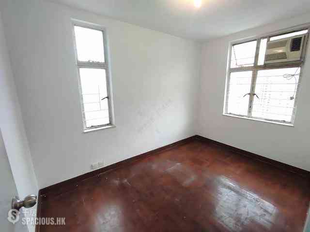Pok Fu Lam - Chi Fu Fa Yuen Phase 1 Fu Ho Yuen (Block H5) 02