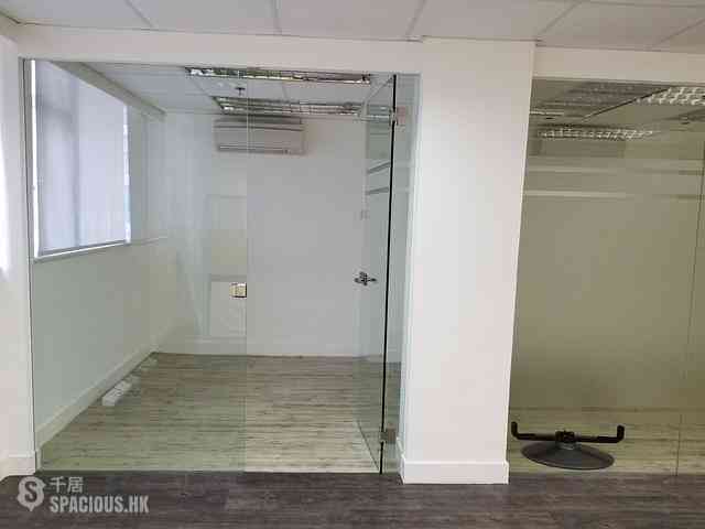 Sheung Wan - Des Voeux Building 02