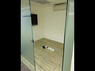 Sheung Wan - Des Voeux Building 03
