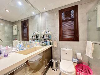 Mid Levels Central - Clovelly Court Block 2 08
