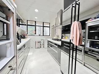 Mid Levels Central - Clovelly Court Block 2 10