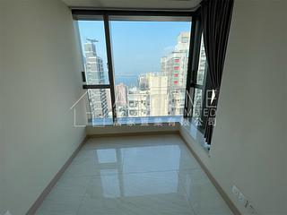 Sai Ying Pun - King's Hill 03