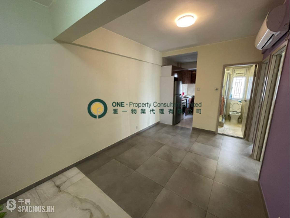 Sai Ying Pun - True Light Building 01