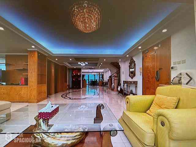 Kowloon Tong - Emperor Place 01