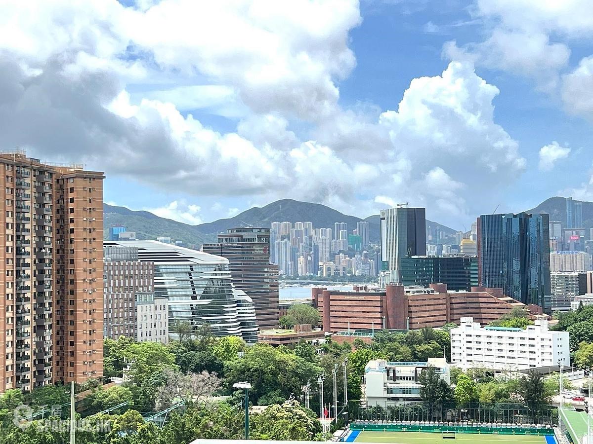 Yau Ma Tei - Parc Palais Block 1 01