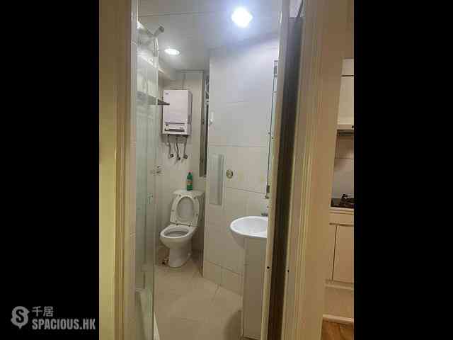 Sheung Wan - Kam Fung Building 07
