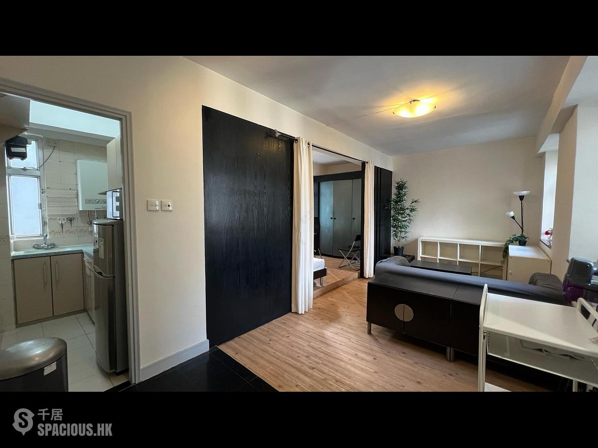 Mid Levels Central - Woodland Court 01