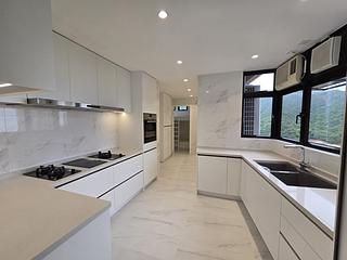 Jardines Lookout - Park Place Block C 13