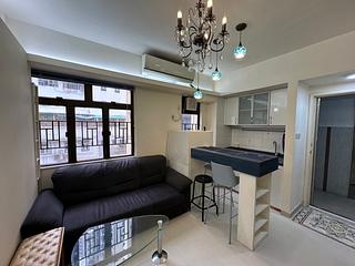 Wan Chai - Pao Woo Mansion 02