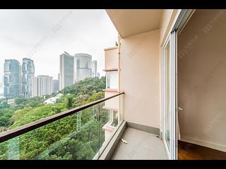 Mid Levels Central - 38, Kennedy Road 15