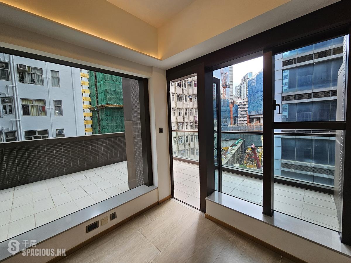 North Point - One Prestige 01