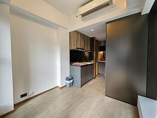 North Point - One Prestige 03