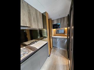North Point - One Prestige 06
