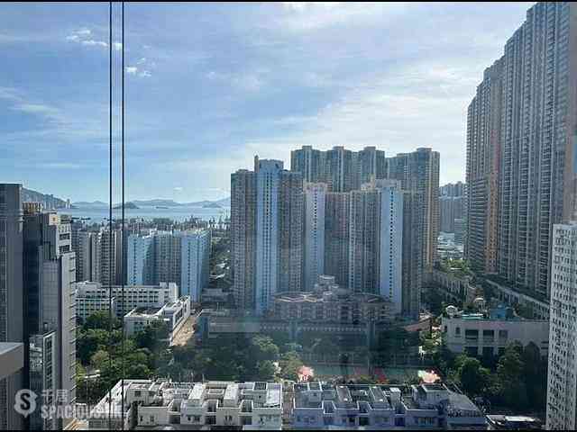 Tai Kok Tsui - Sablier 01