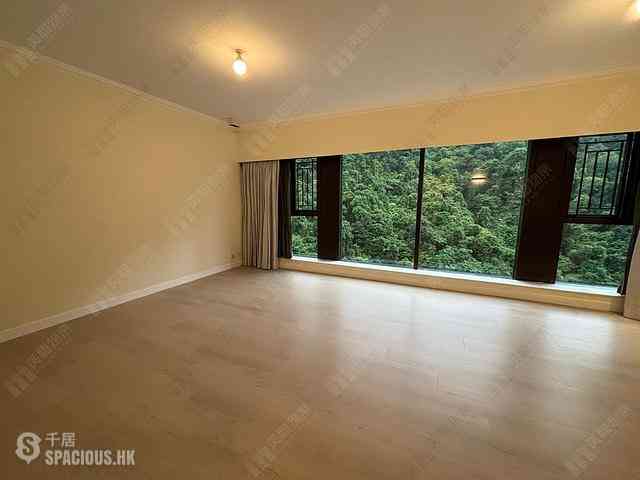 Mid Levels Central - Tavistock II 01