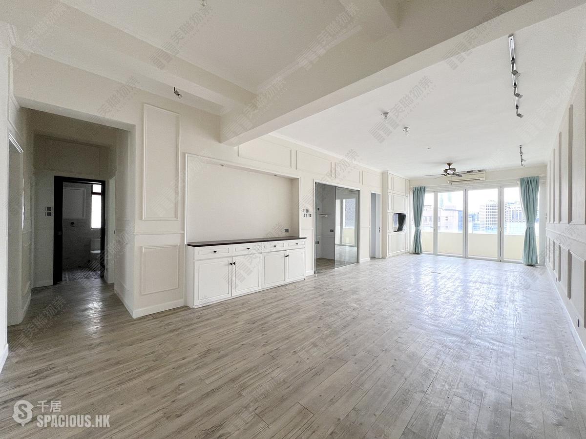 Mid Levels Central - Best View Court Block 66, Macdonnell Road 01
