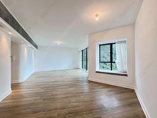Mid Levels Central - Hillsborough Court Block 4 04