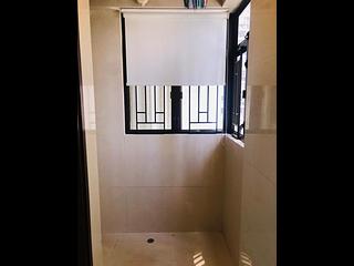 Mid Levels Central - Elegant Terrace 04