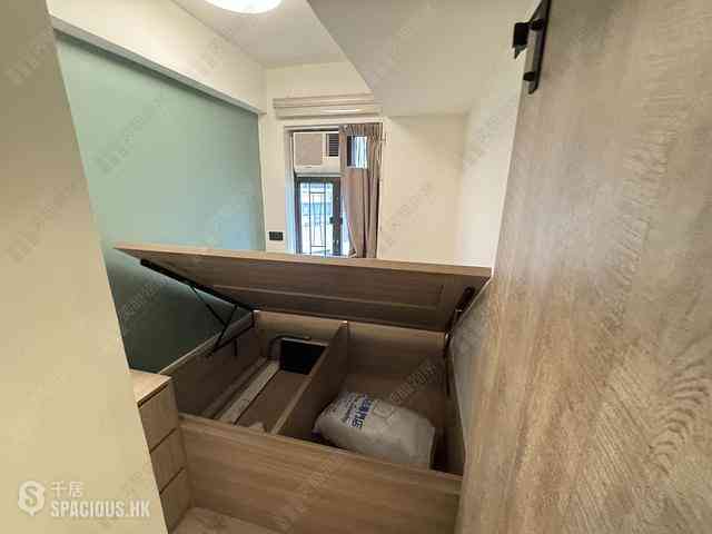 Wan Chai - 8-10, Morrison Hill Road 03